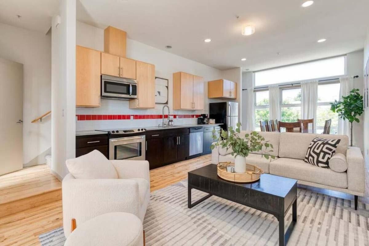 Apartment Modern Ballard Townhome With Rooftop Views Seattle